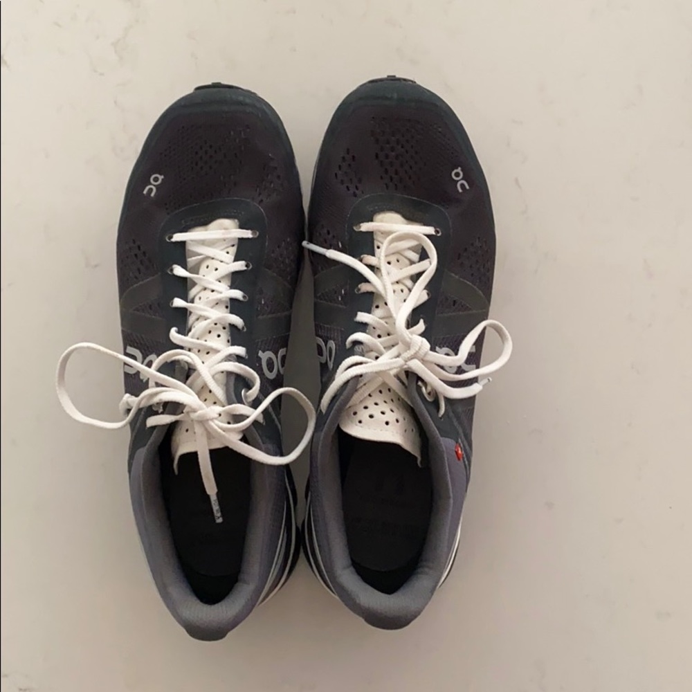 On running athletic shoes size 7.5